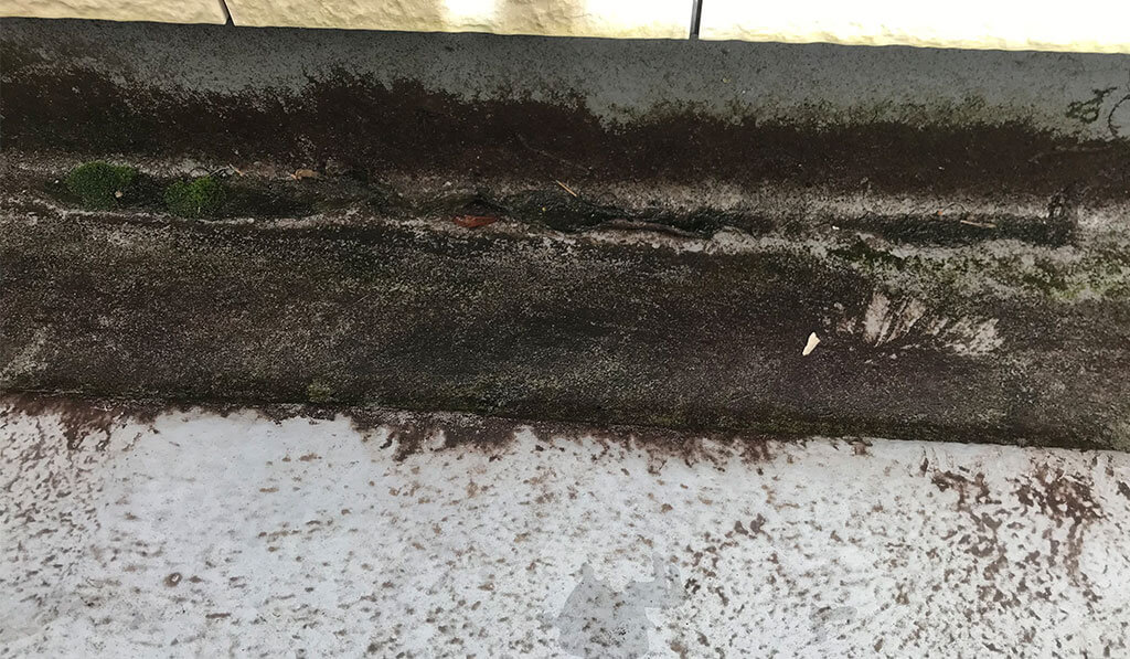 ベランダ防水工事ビフォー