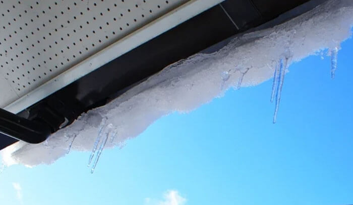 雨どいは火災保険が適用される可能性はある