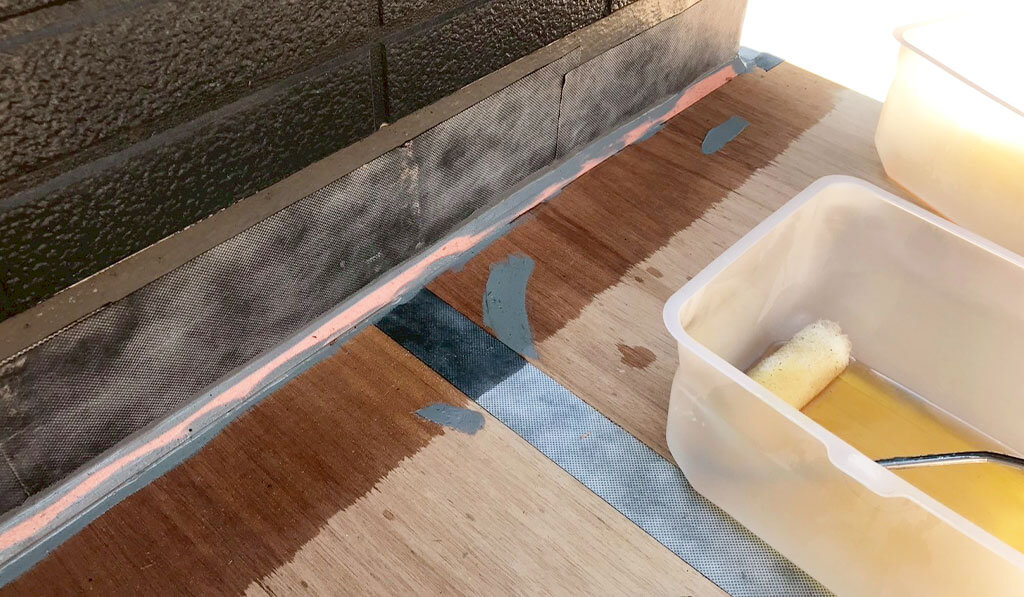 プライマーを塗布