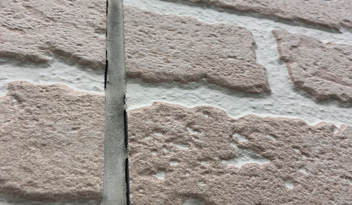 サッシ・外壁のひび割れ