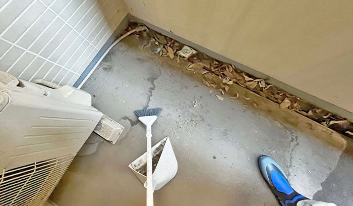 水たまりを見つけたときの応急処置方法