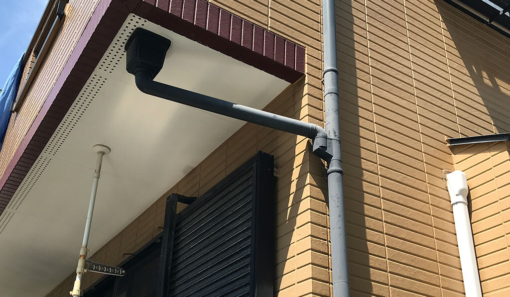 雨どい部分交換工事ビフォー②