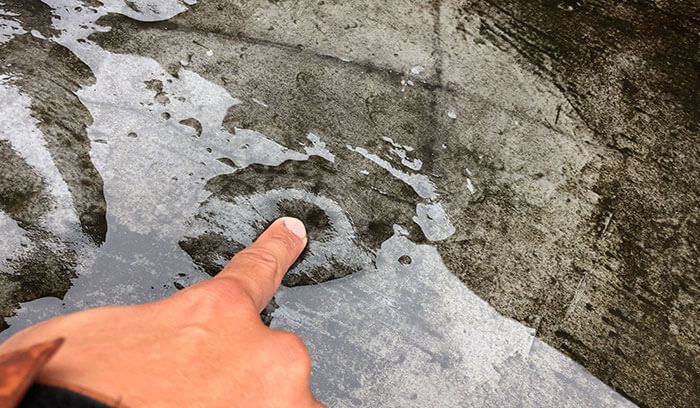 下地の浮き・劣化