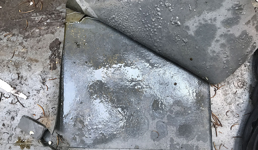 既存防水層を撤去