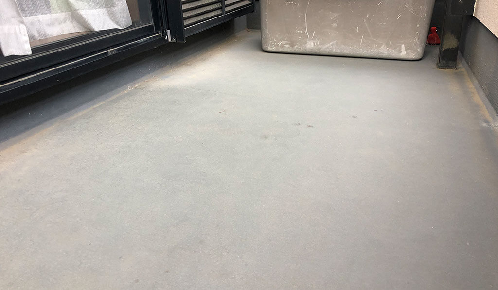 ベランダ防水工事ビフォー①