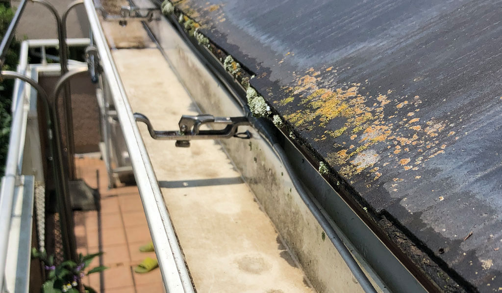 雨どい清掃工事のアフター写真①