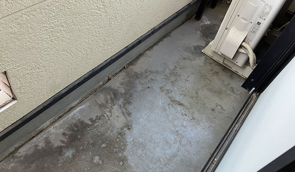 ベランダ防水工事のビフォー写真①